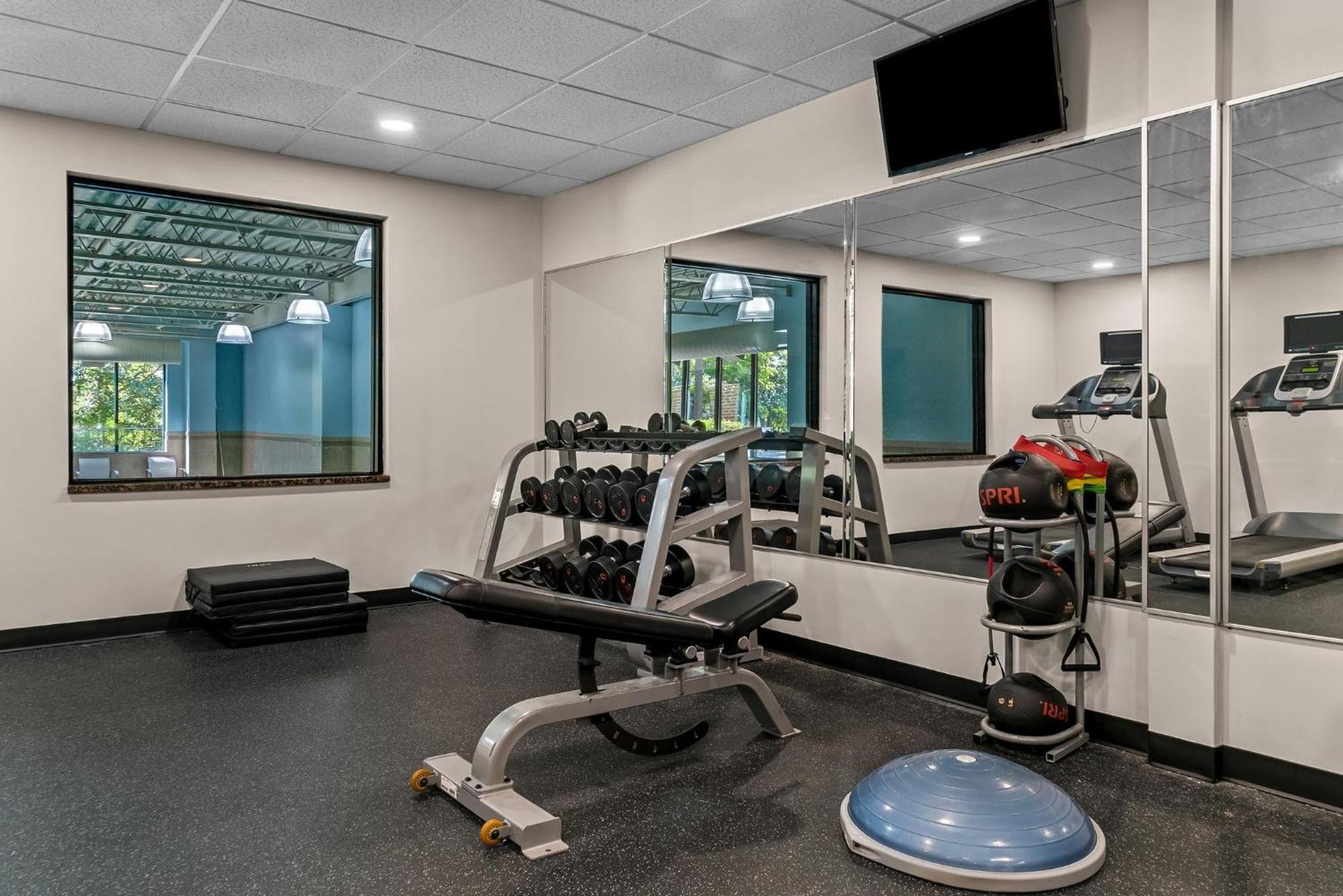 Holiday Inn Express & Suites Detroit - Novi By Ihg Zewnętrze zdjęcie