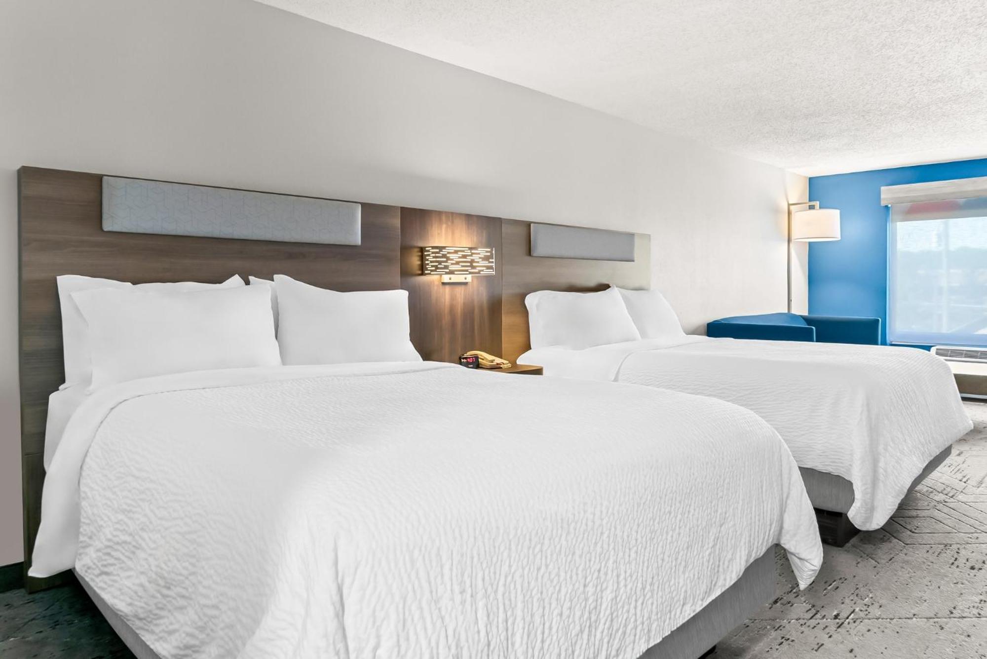 Holiday Inn Express & Suites Detroit - Novi By Ihg Zewnętrze zdjęcie