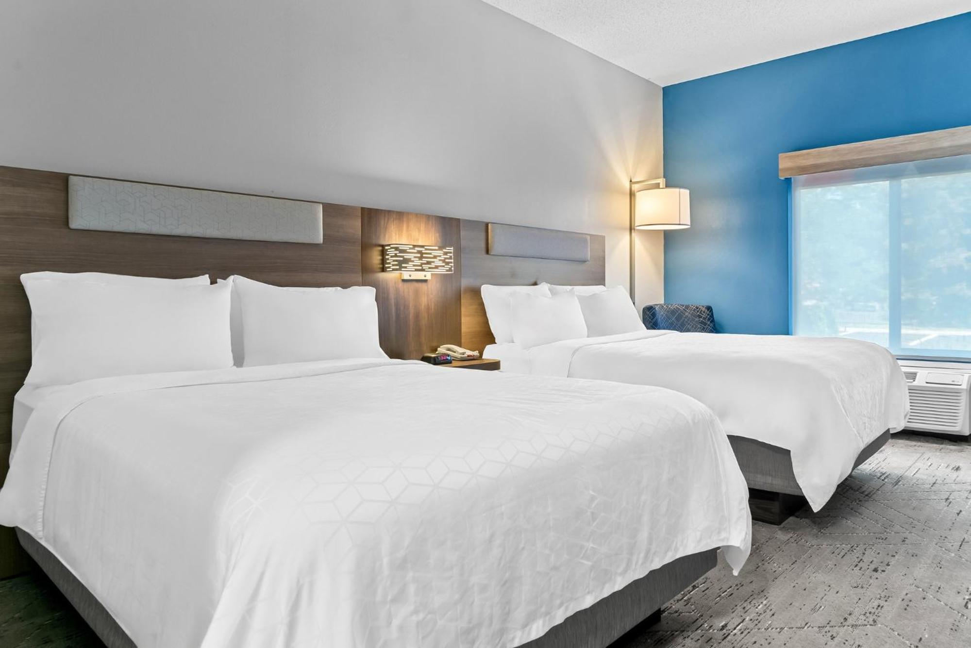 Holiday Inn Express & Suites Detroit - Novi By Ihg Zewnętrze zdjęcie