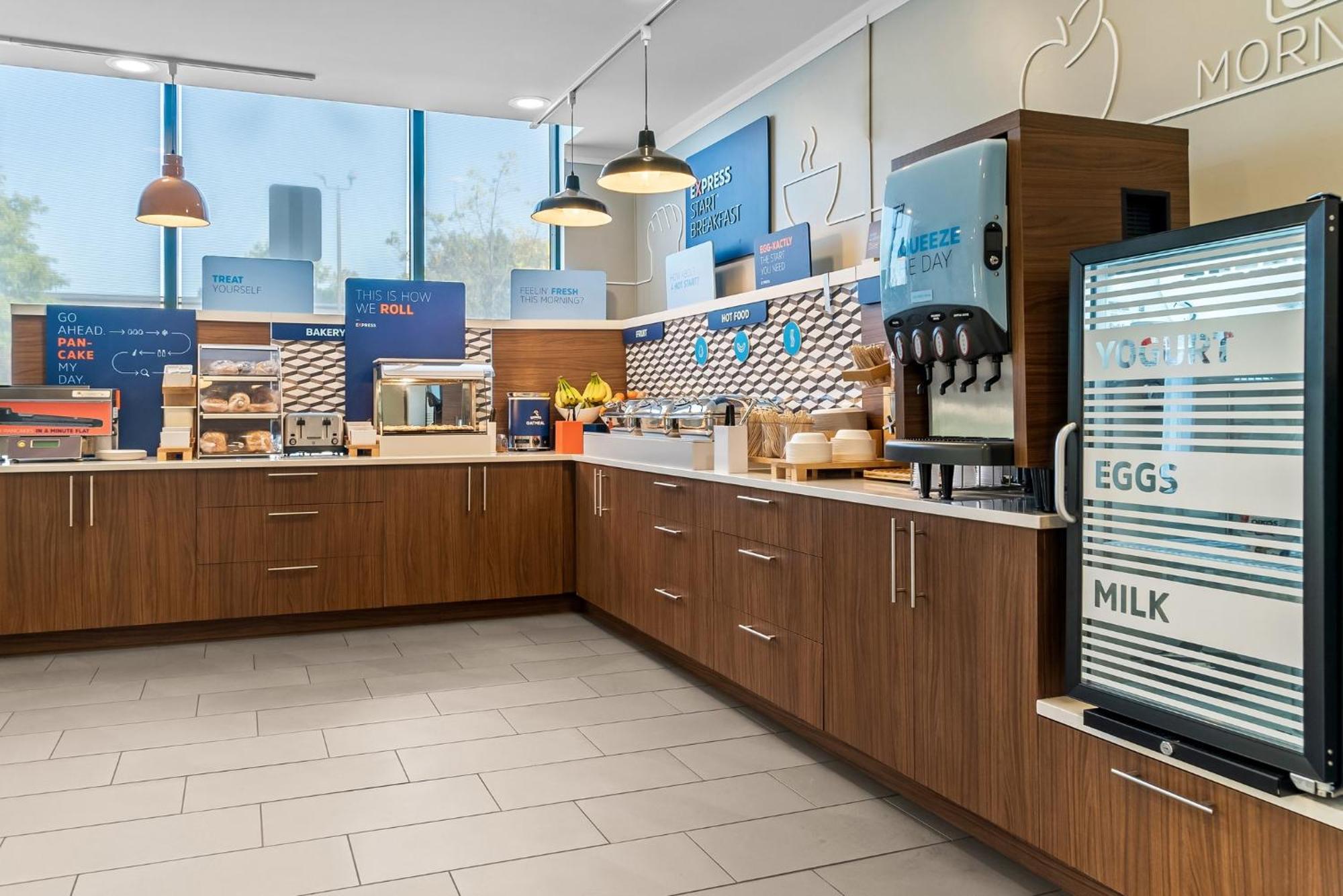 Holiday Inn Express & Suites Detroit - Novi By Ihg Zewnętrze zdjęcie