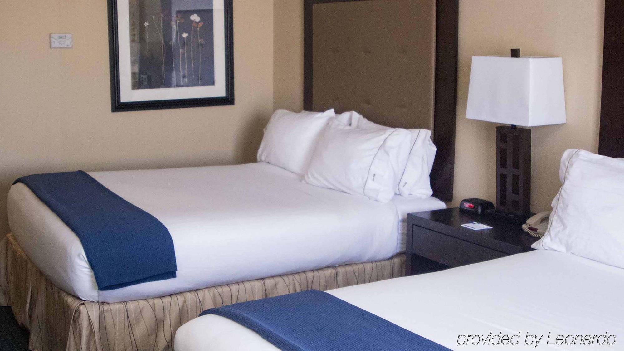 Holiday Inn Express & Suites Detroit - Novi By Ihg Zewnętrze zdjęcie