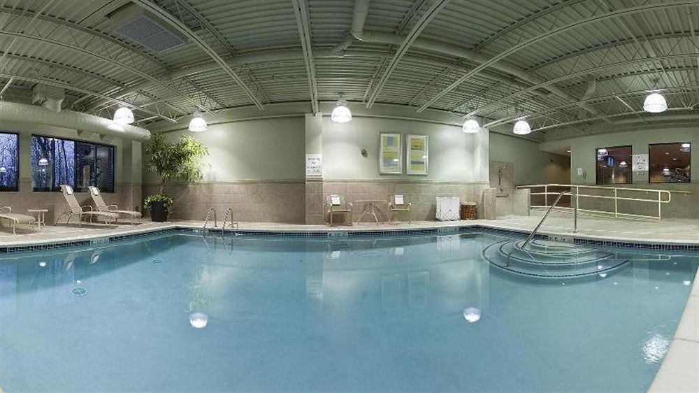 Holiday Inn Express & Suites Detroit - Novi By Ihg Zewnętrze zdjęcie