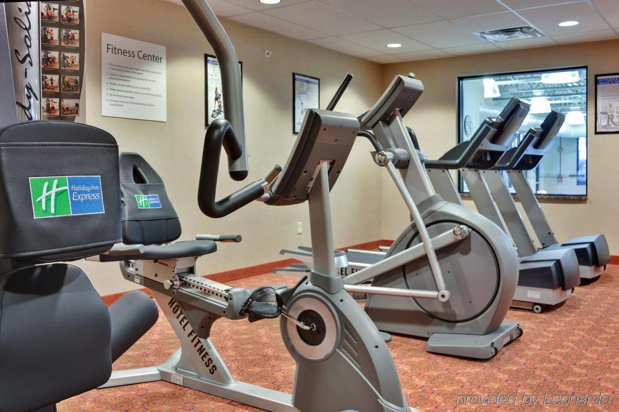Holiday Inn Express & Suites Detroit - Novi By Ihg Zewnętrze zdjęcie